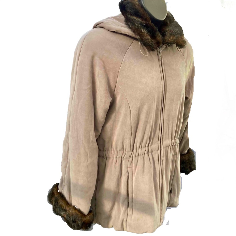 Spring Sale 🌼 Jones New York faux fur collar cuffs removable hood jacket coat